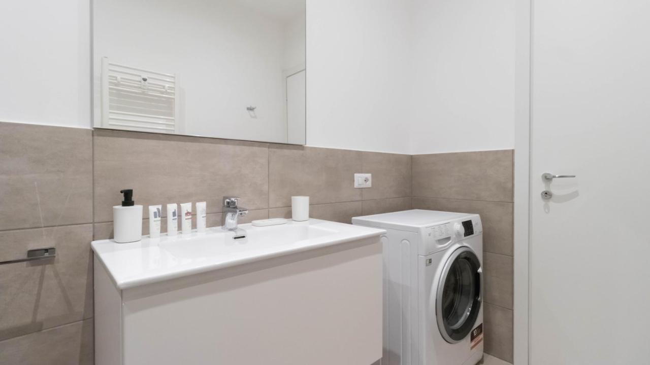 Italianway - Buenos Aires 65 C Apartment Милано Екстериор снимка